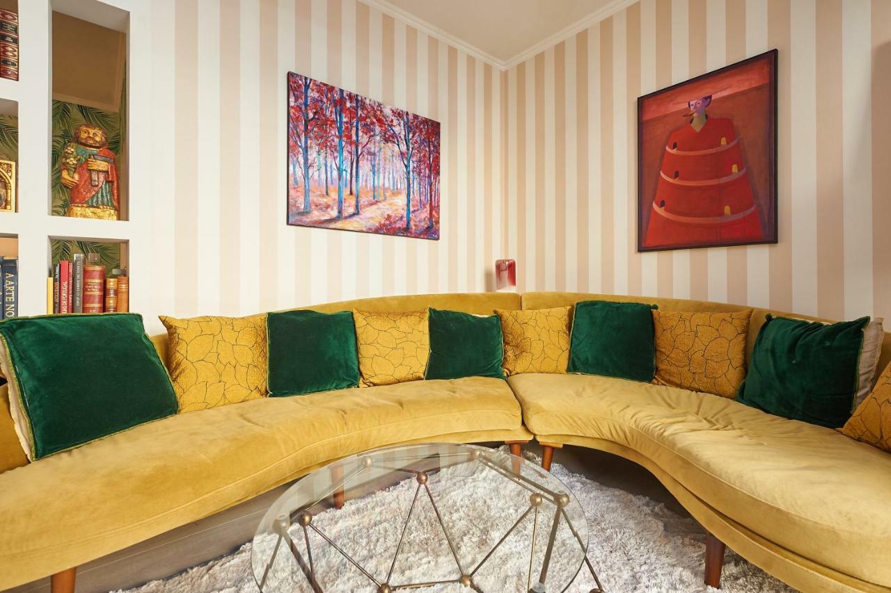 Luxurious Triplex Near The Beach In Estoril Appartement Buitenkant foto